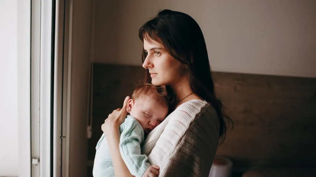 Ampliación del permiso por nacimiento en familias monoparentales: guía legal ampliada y actualizada