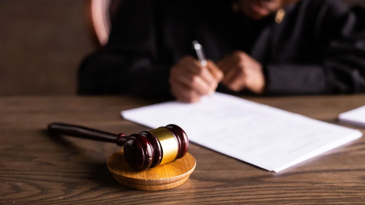 Demanda por despido injustificado: pasos, pruebas y plazos para ganar el juicio