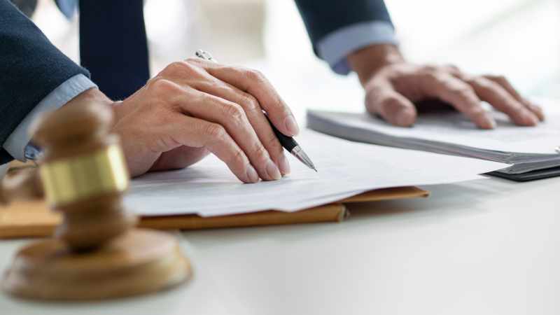Un ERE puede acabar declarado nulo o no ajustado a derecho